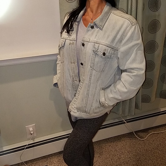 Super soft faded Jean jacket - Picture 6 of 6